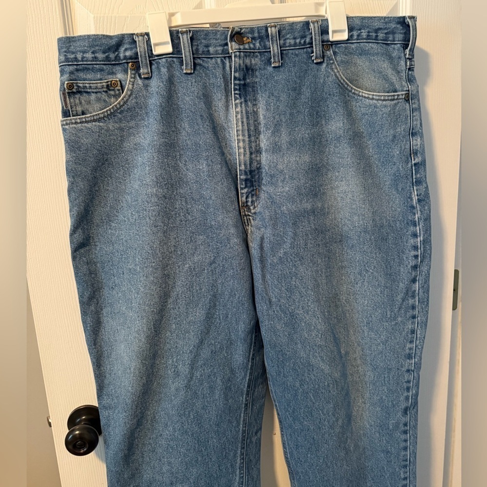 Men’s Carhartt Jeans Size 44x32 Relaxed Fit - Picture 2 of 6